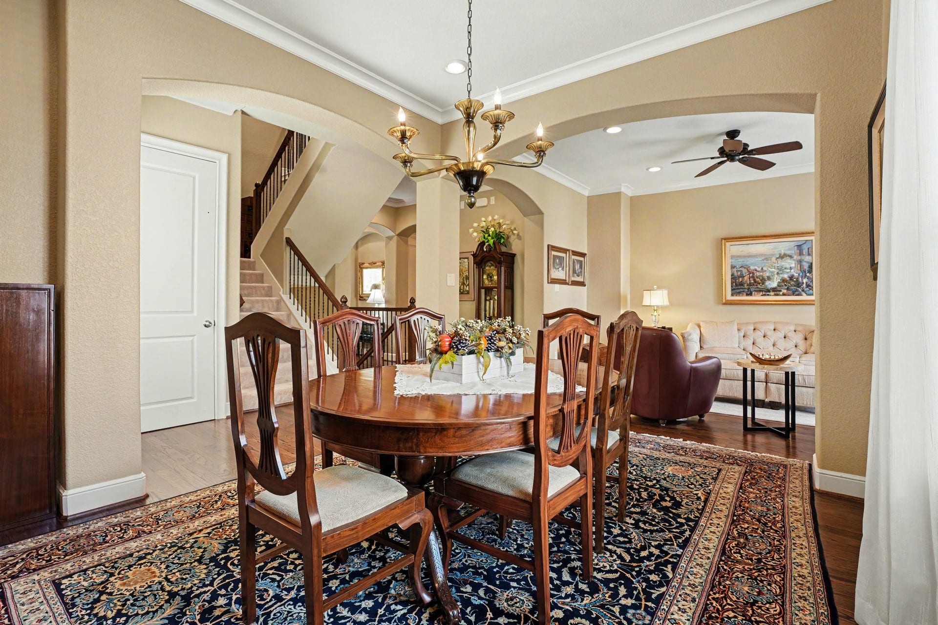 13 Laurelwood Drive, Houston, TX 77058 Formal dining