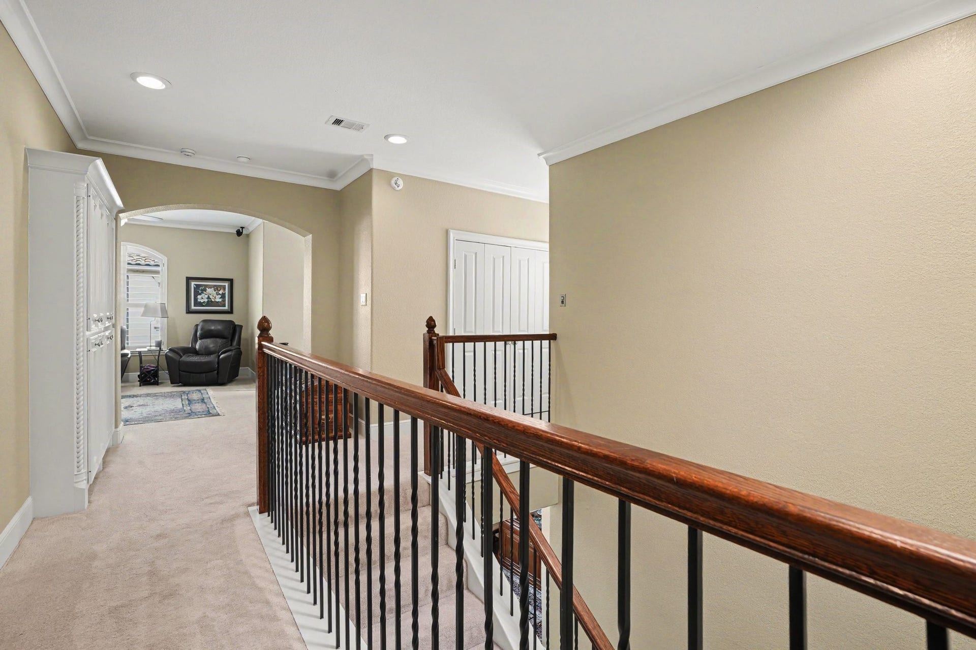 13 Laurelwood Drive, Houston, TX 77058 13 Laurelwood Drive, Houston, TX 77058