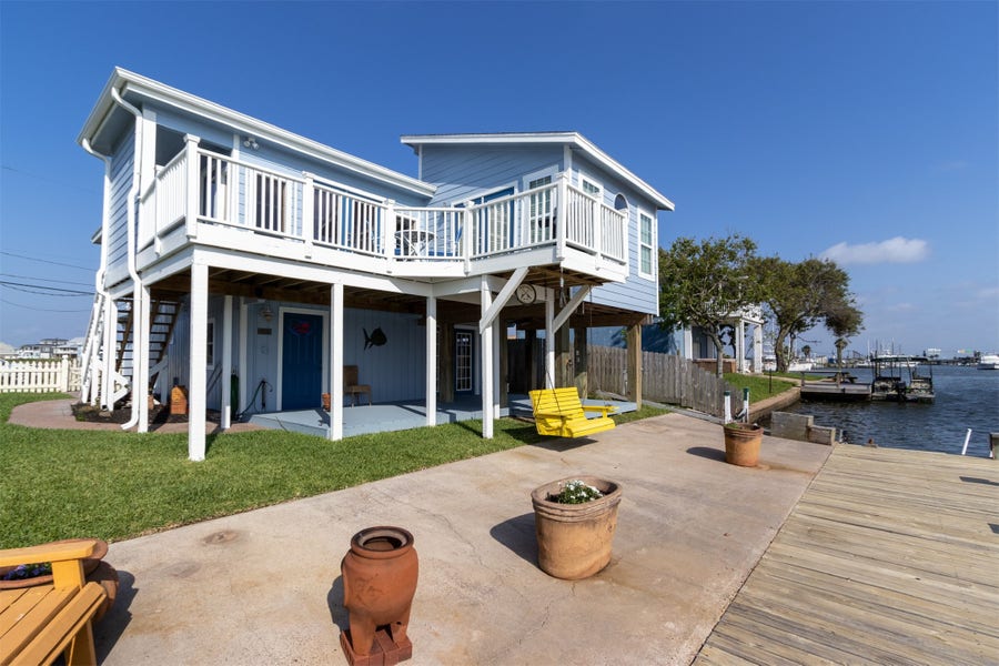 Property photo for 710 91st Street, Galveston, TX