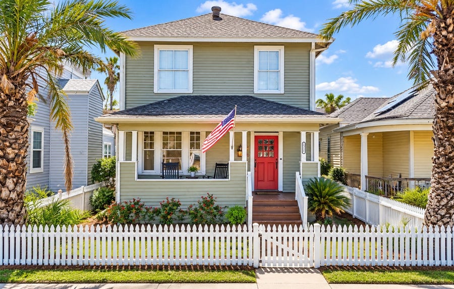 Property photo for 2917 Avenue Q, Galveston, TX