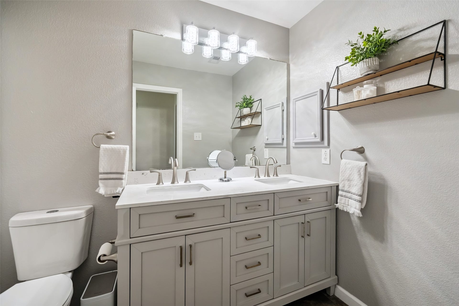17911 Yukon Pass Drive, Humble, TX 77346