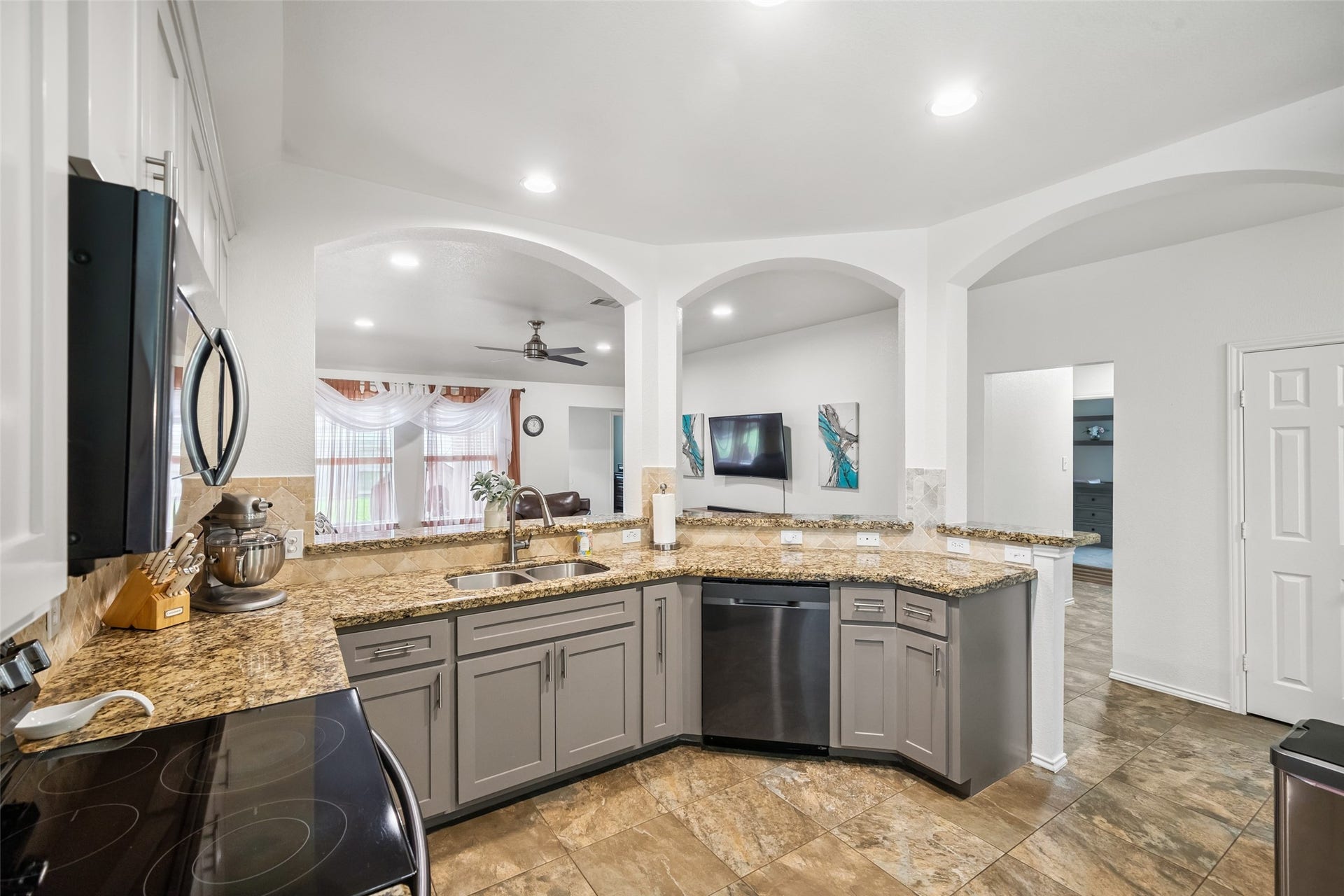 17911 Yukon Pass Drive, Humble, TX 77346
