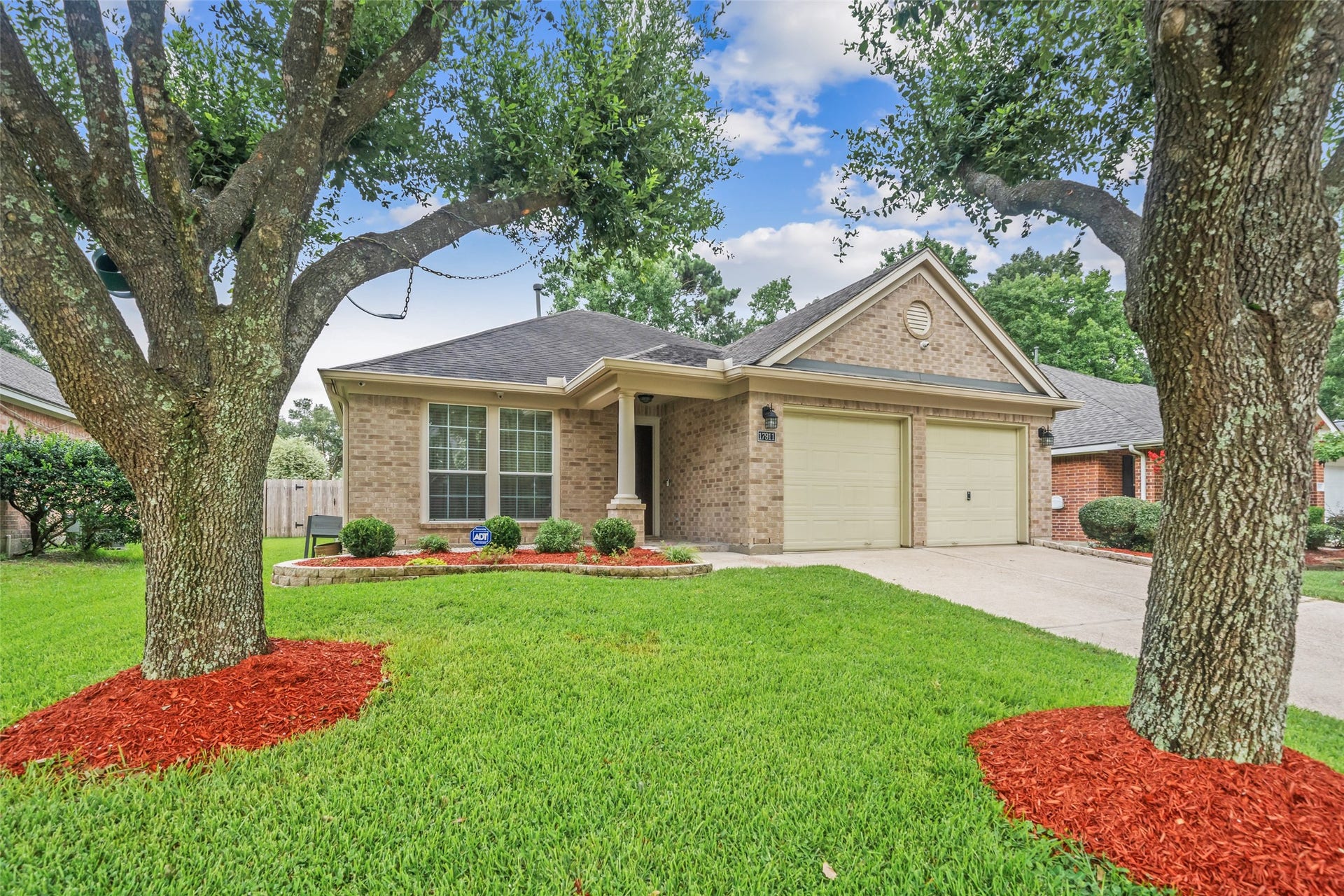 17911 Yukon Pass Drive, Humble, TX 77346
