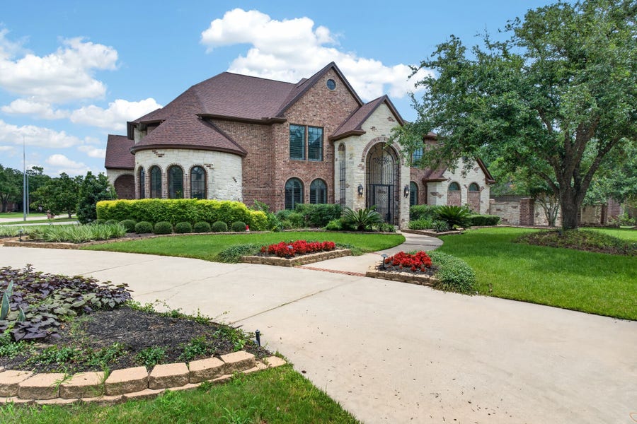 Property photo for 13910 Springmint Drive, Cypress, TX