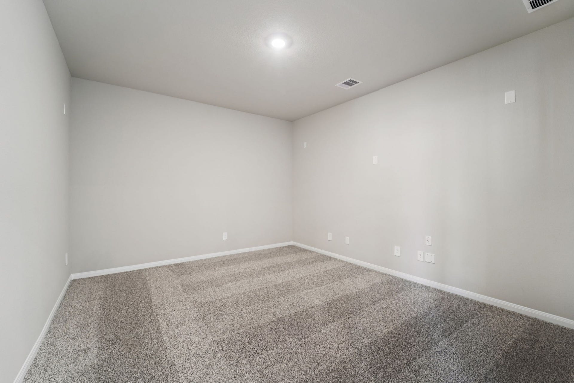 Photo is not of actual home, but is an inspirational photo of builder's model home and may depict options, furnishings, and/or decorator features that are not included.