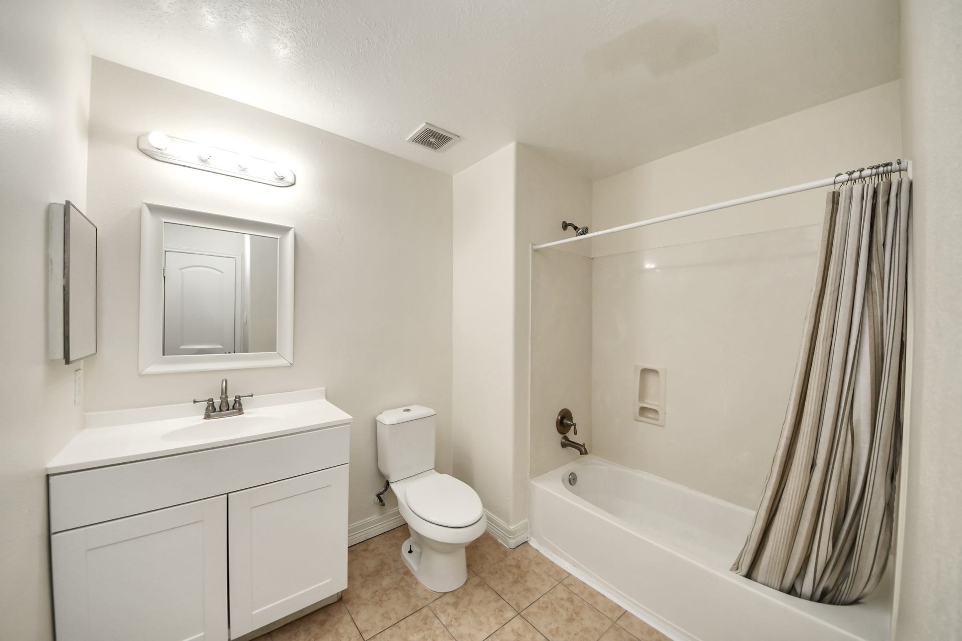 6723 Stonecross Creek Lane, Katy, TX 77449 6723 Stonecross Creek Lane, Katy, TX 77449
