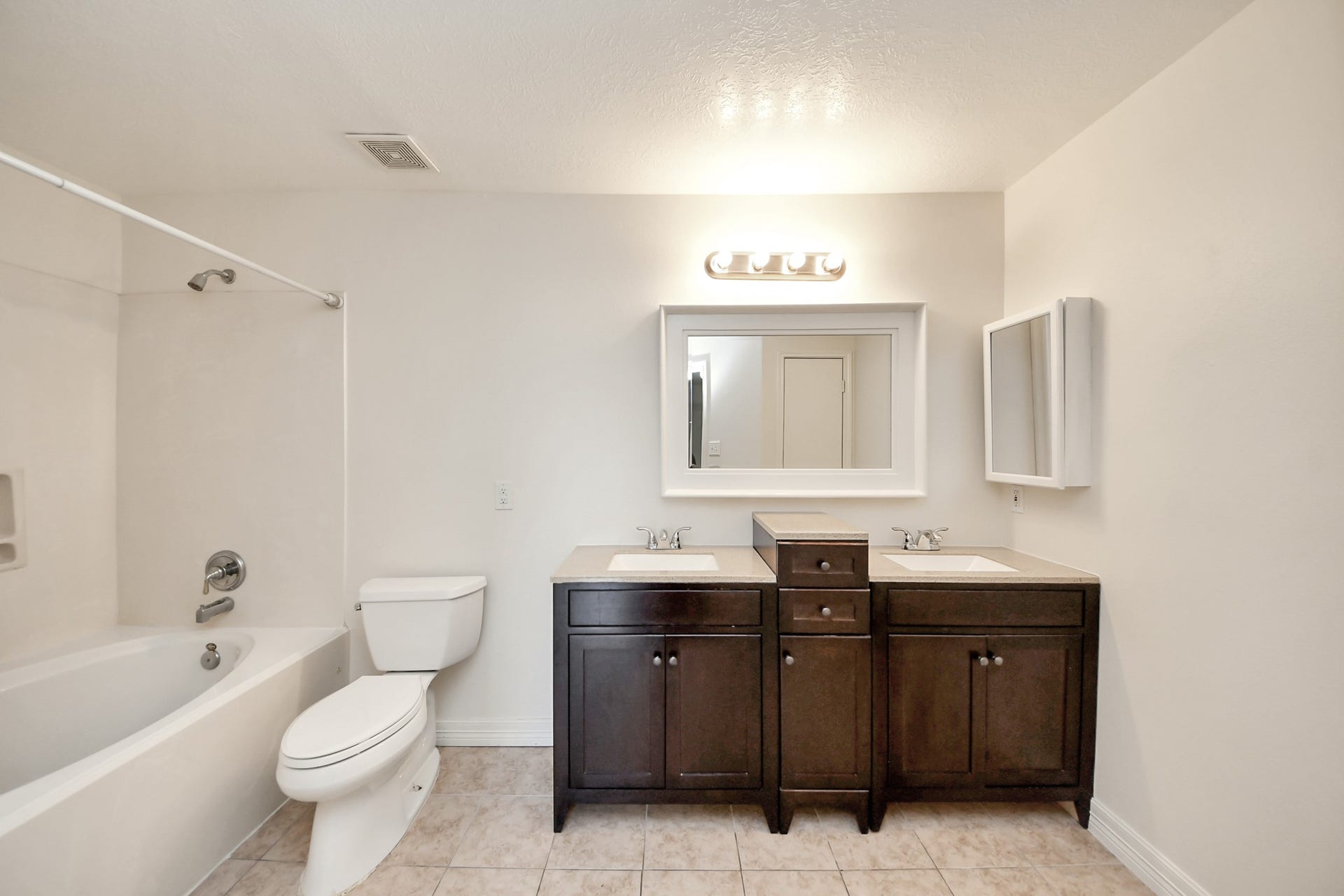 6723 Stonecross Creek Lane, Katy, TX 77449 6723 Stonecross Creek Lane, Katy, TX 77449