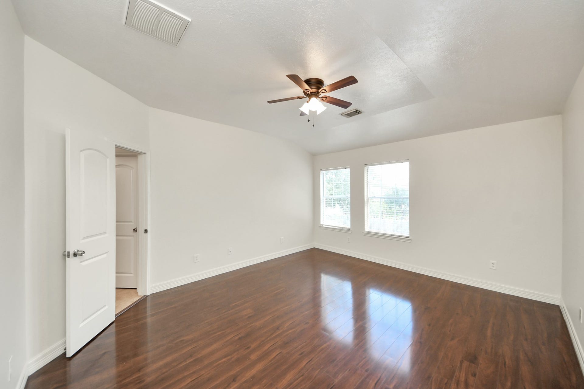 6723 Stonecross Creek Lane, Katy, TX 77449 6723 Stonecross Creek Lane, Katy, TX 77449
