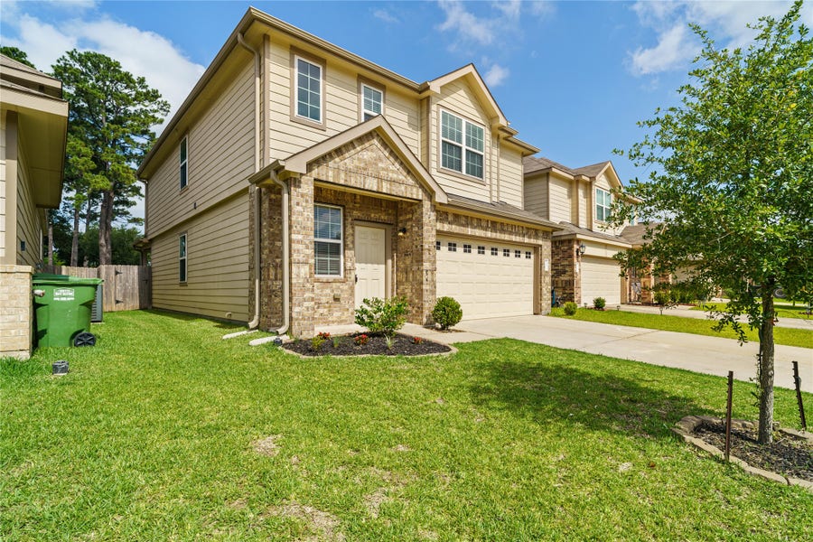 Property photo for 3302 Atascocita Vale Drive, Humble, TX