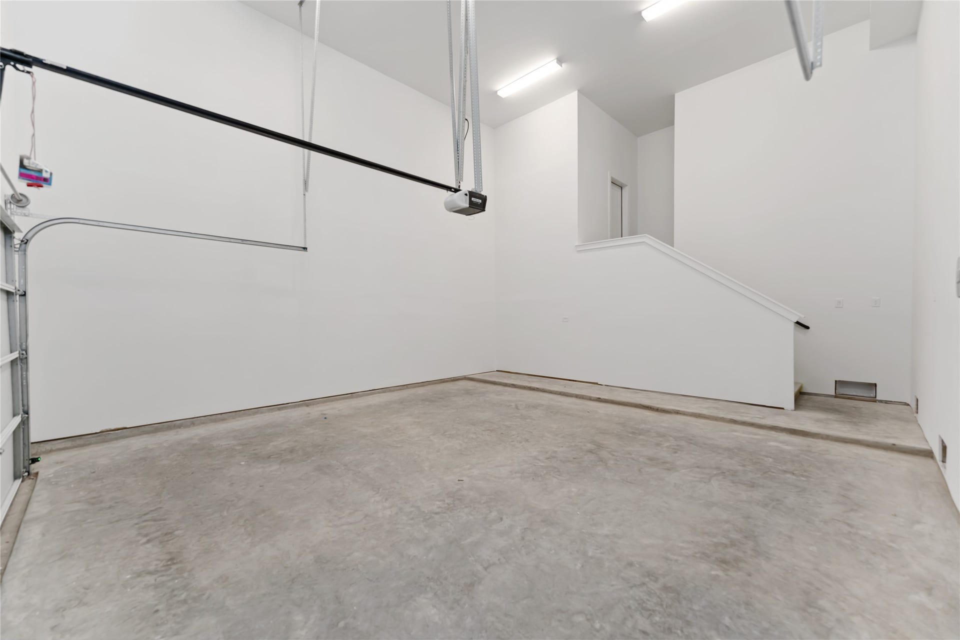 22 ft ceiling, with the option to create an additional room to fit your needs!