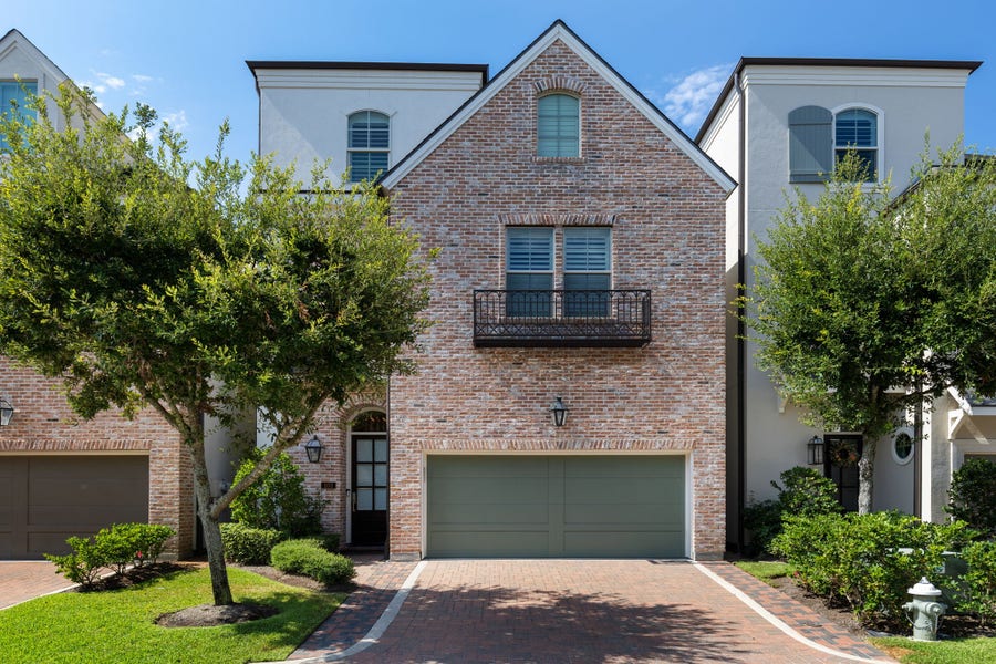 Property photo for 103 Gateway Park Place, The Woodlands, TX