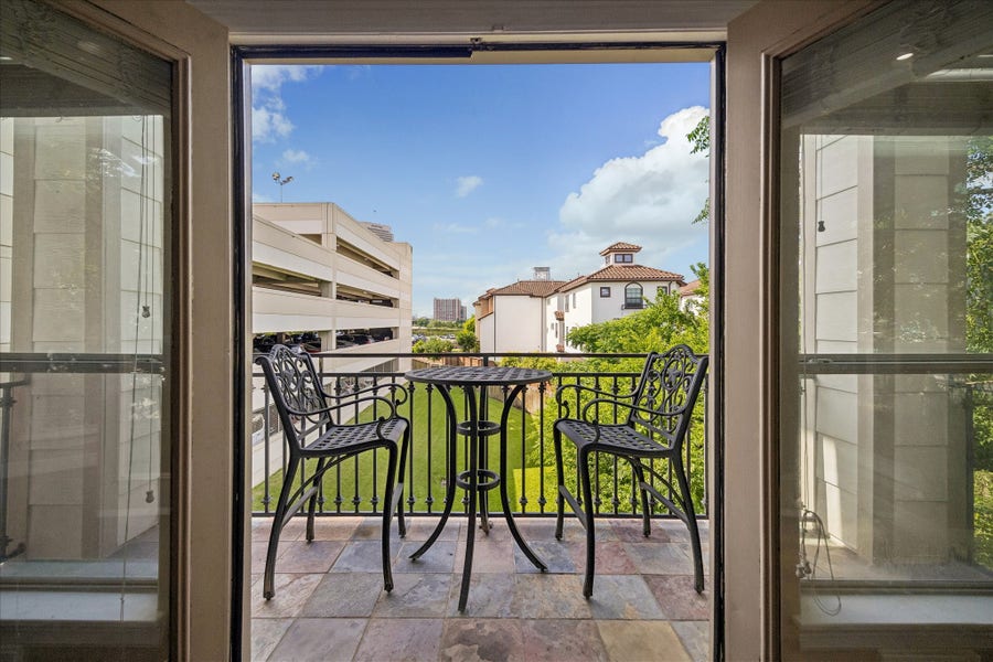 Property photo for 627 Hartman Street, Houston, TX