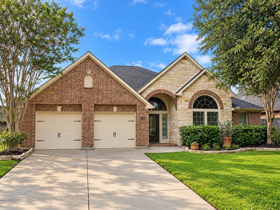 Property photo for 27418 N Saddle Creek Lane, Fulshear, TX
