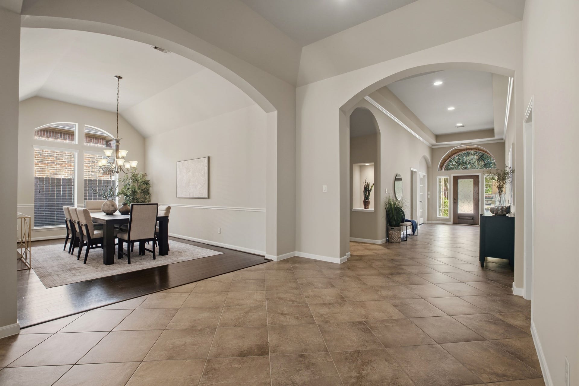 27418 N Saddle Creek Lane, Fulshear, TX 77441 View into hallway and formal dining room