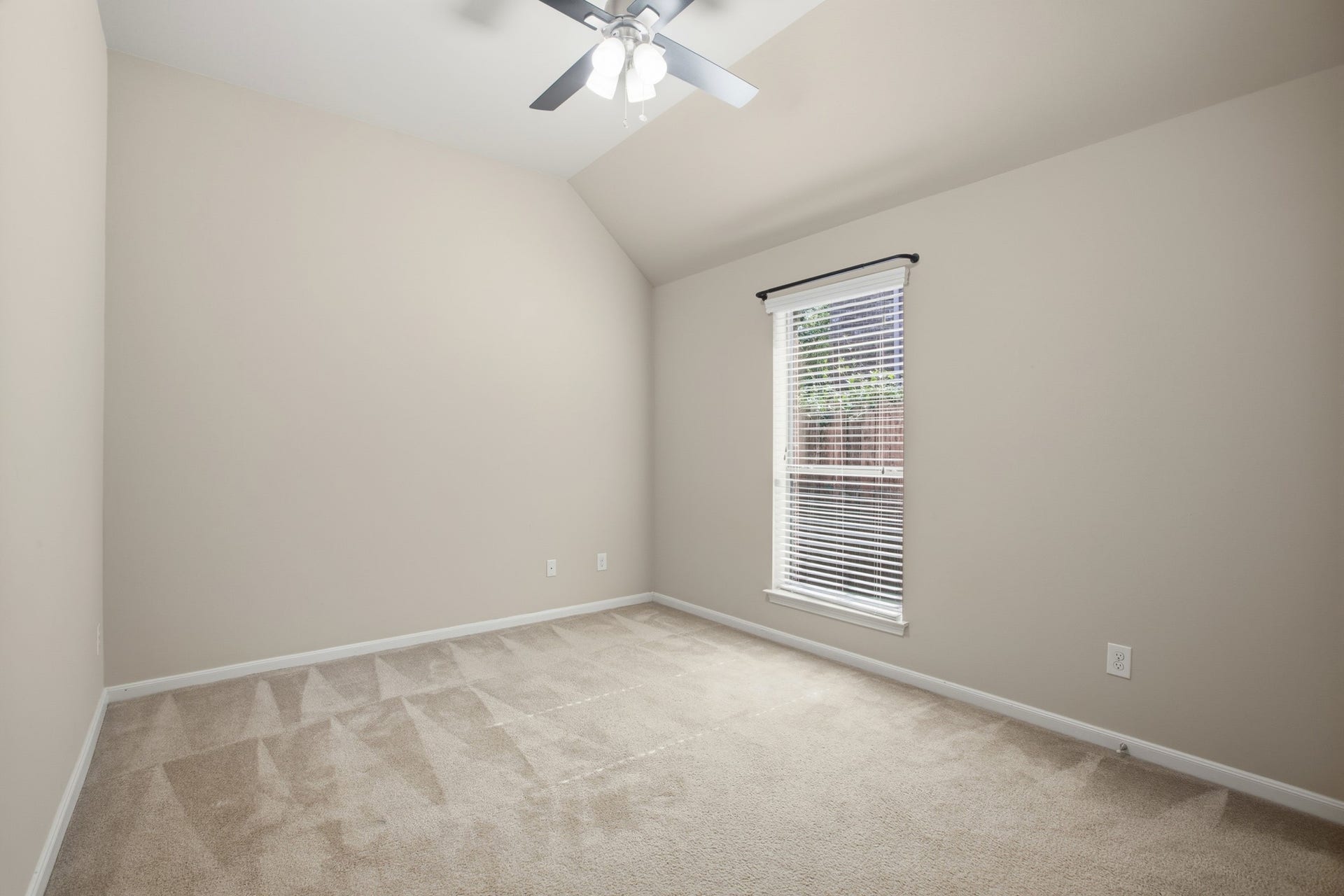 27418 N Saddle Creek Lane, Fulshear, TX 77441 Bedroom 3