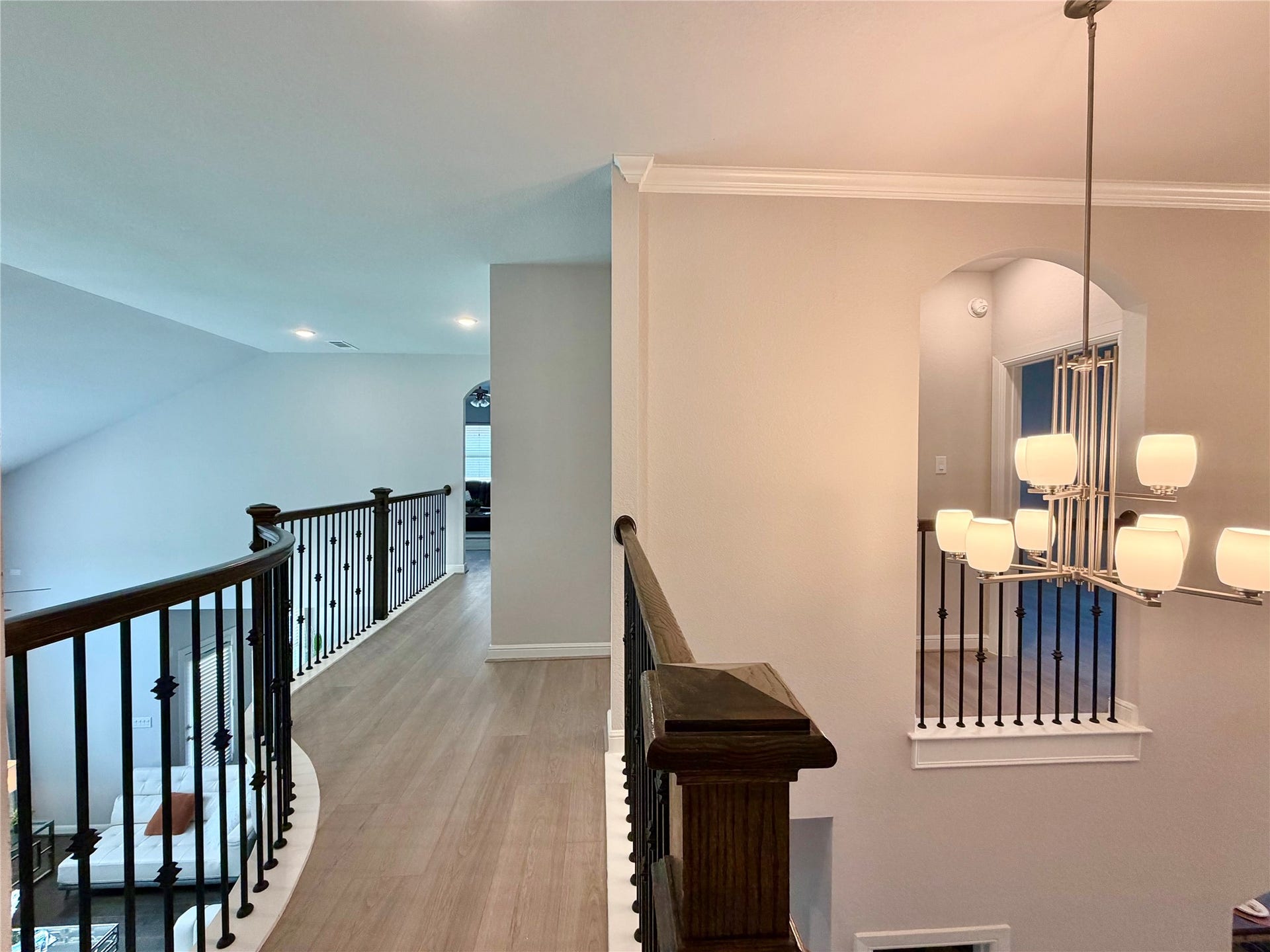 6503 Jesse Creek Lane, Sugar Land, TX 77479 Brand new vinyl flooring on second floor & staircase