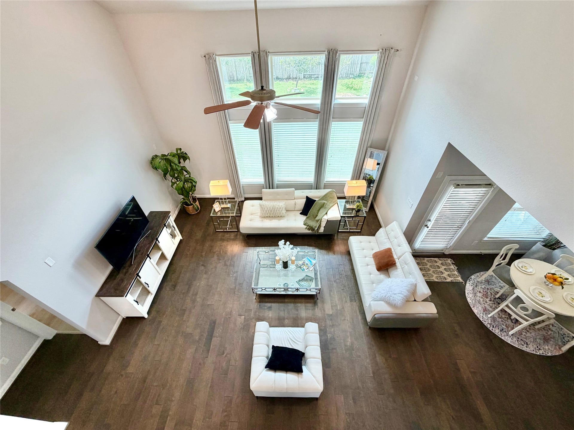6503 Jesse Creek Lane, Sugar Land, TX 77479 Living room view from second floor