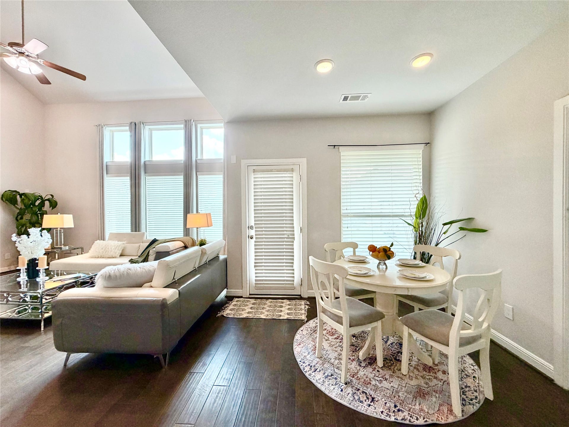 6503 Jesse Creek Lane, Sugar Land, TX 77479 6503 Jesse Creek Lane, Sugar Land, TX 77479