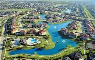 6503 Jesse Creek Lane, Sugar Land, TX 77479 Welcome to luxury living in Riverstone community