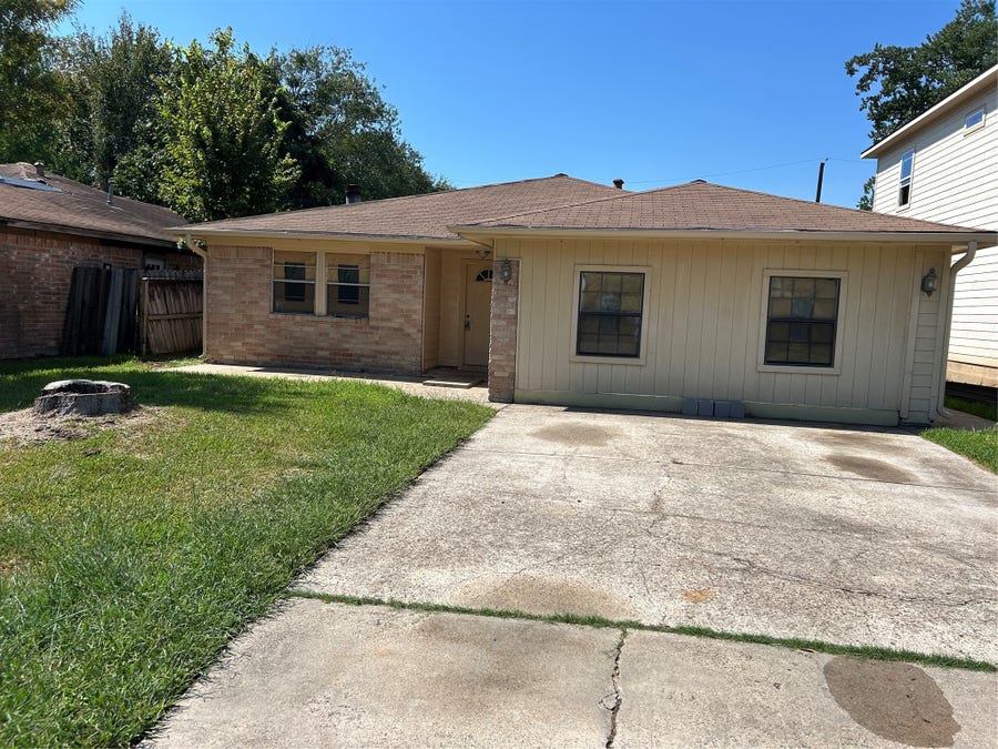 Property photo for 510 S Blackwell Street, La Porte, TX