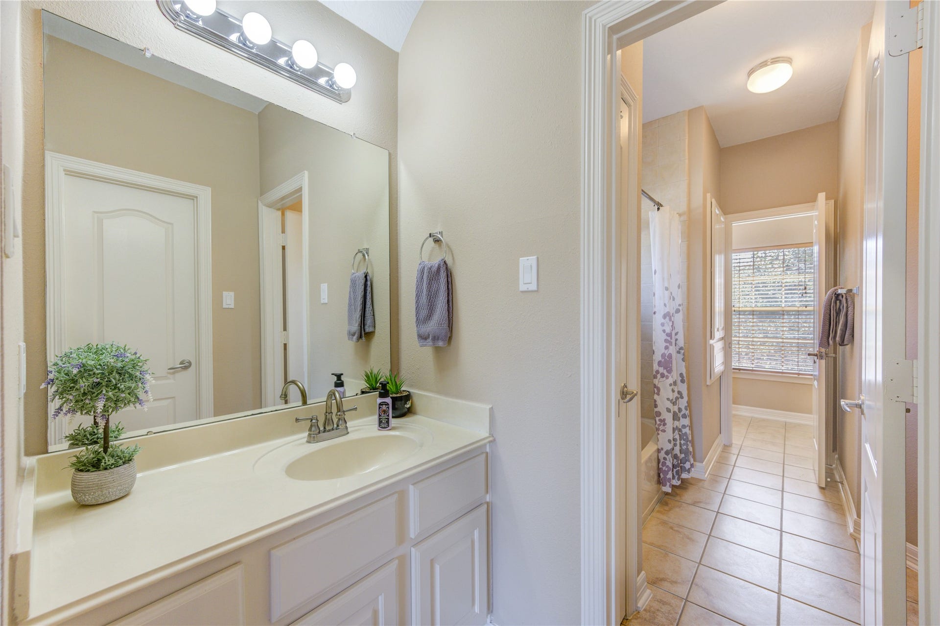 18614 Thomas Survey Drive, Cypress, TX 77433 Upstairs Bedroom