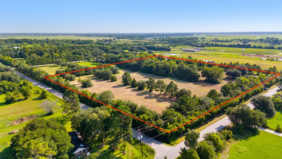 Property photo for 20402 Peters Road, Crosby, TX