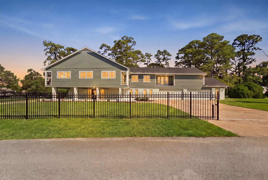 Property photo for 219 Page Lane, Huffman, TX