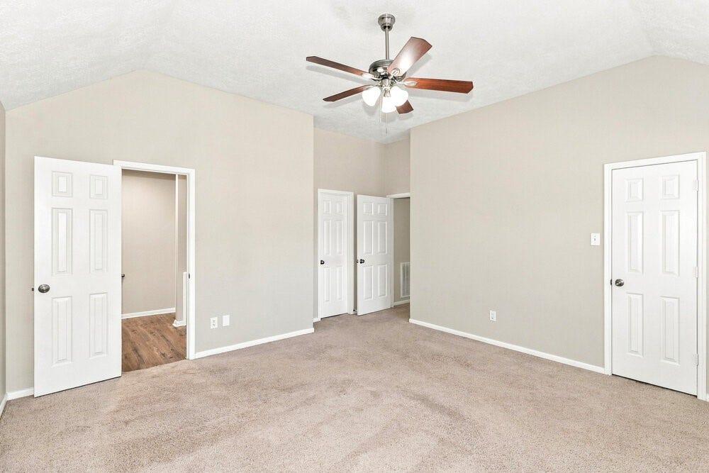 31107 Perlican Drive, Spring, TX 77386 31107 Perlican Drive, Spring, TX 77386