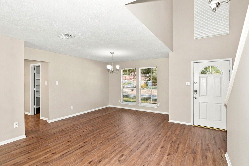 31107 Perlican Drive, Spring, TX 77386 31107 Perlican Drive, Spring, TX 77386