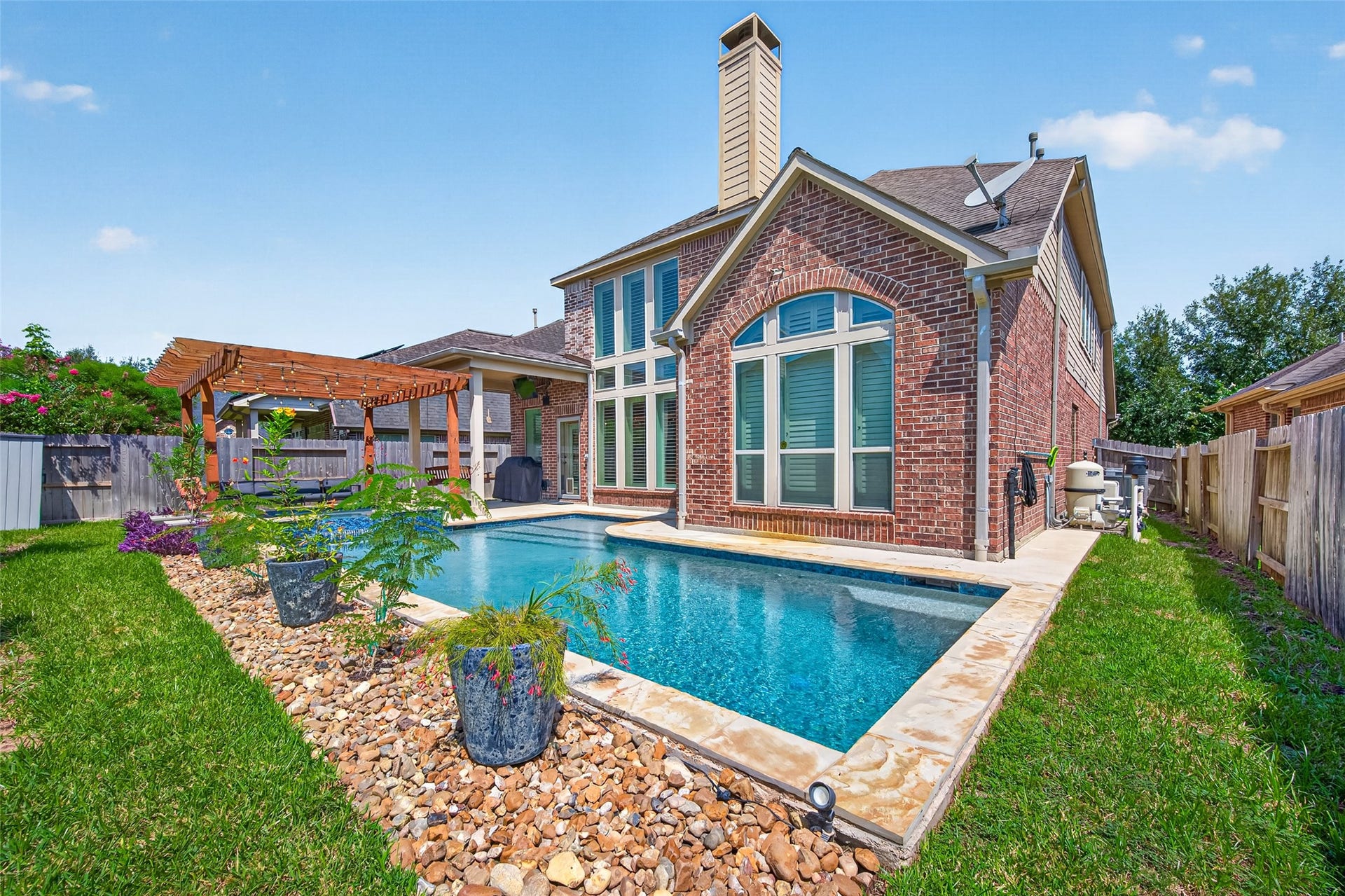 6710 Aqua Falls, Missouri City, TX 77459 6710 Aqua Falls, Missouri City, TX 77459