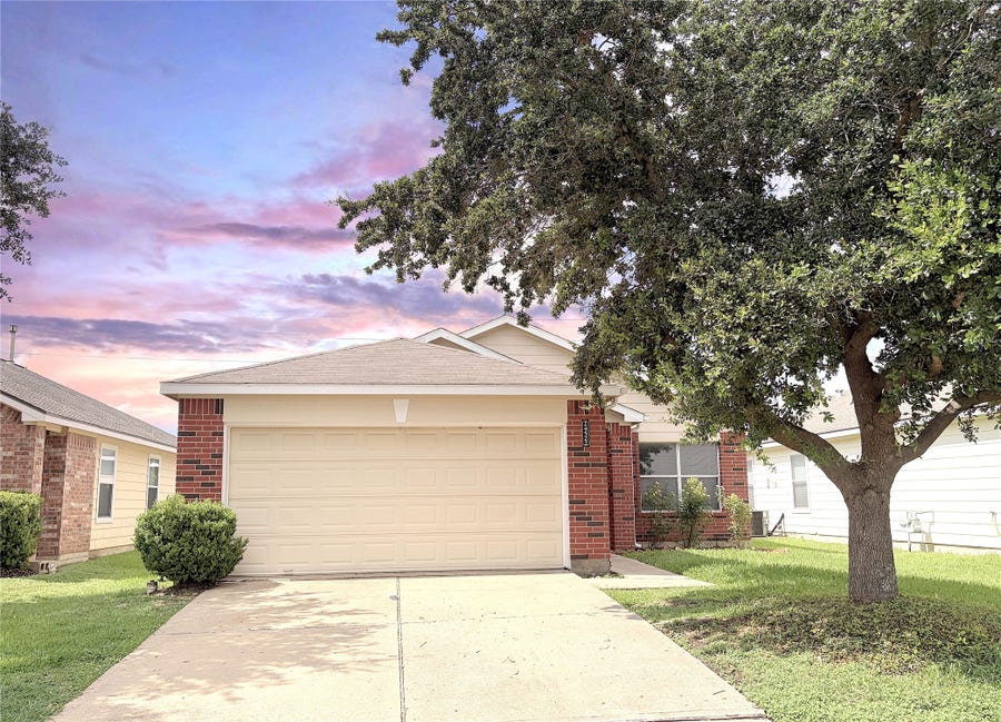 Property photo for 24522 Lakecrest Village Drive, Katy, TX