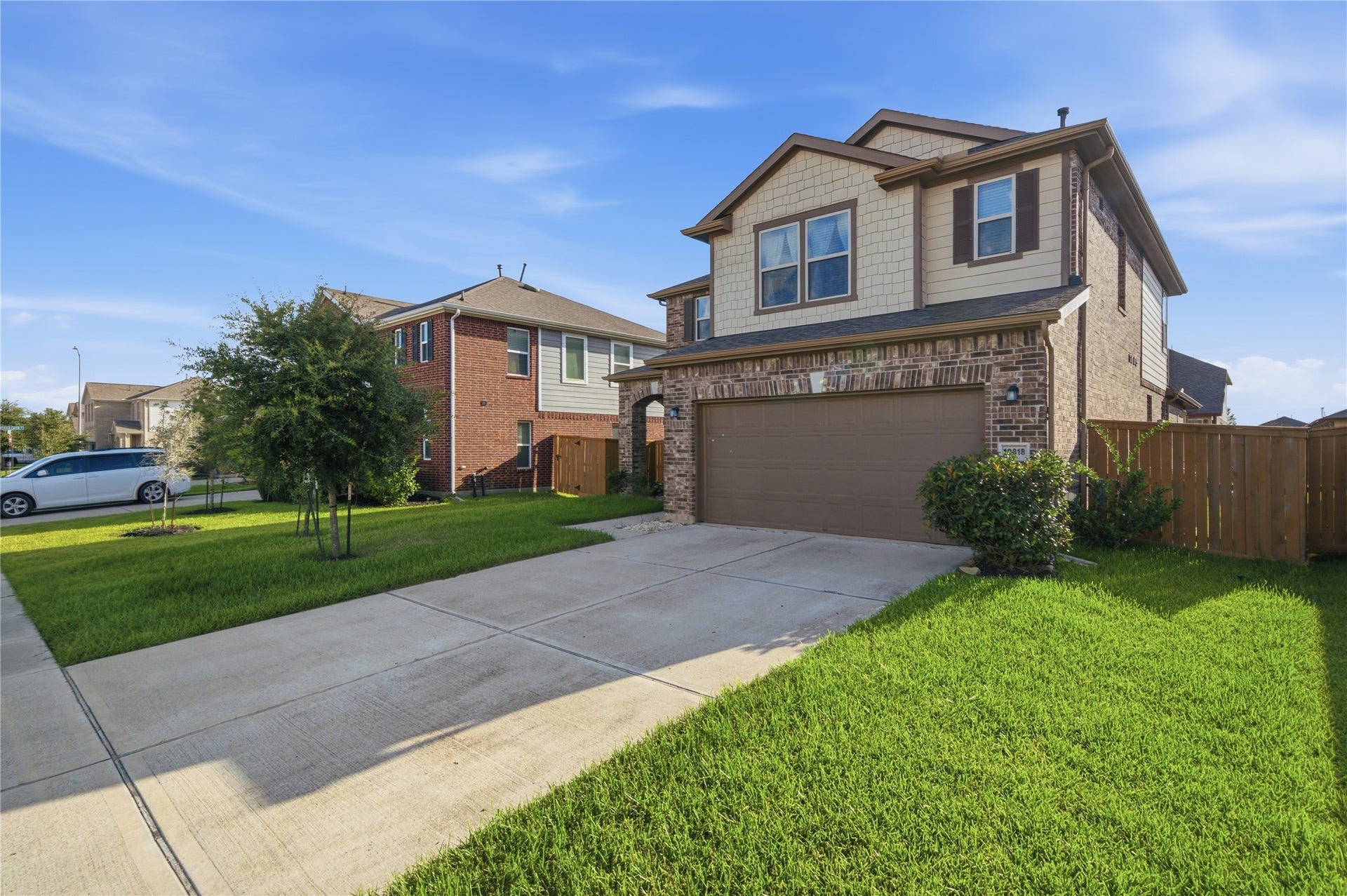 10318 Mount Winchell Drive, Iowa Colony, TX 77583 10318 Mount Winchell Drive, Iowa Colony, TX 77583