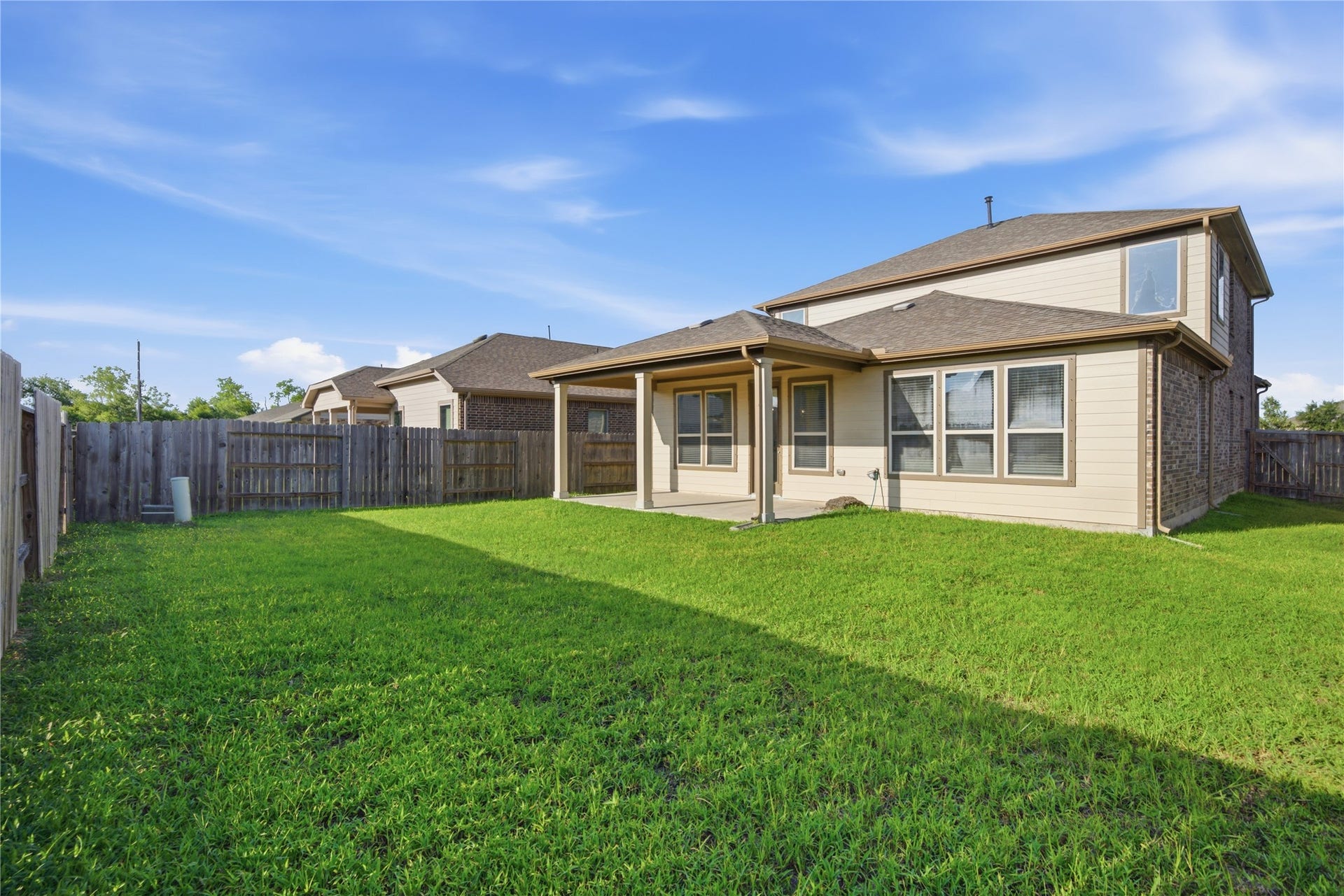 10318 Mount Winchell Drive, Iowa Colony, TX 77583 10318 Mount Winchell Drive, Iowa Colony, TX 77583