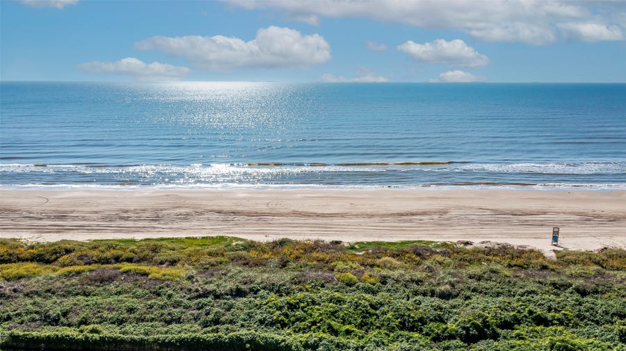 Property photo for 2292 Martinique, Crystal Beach, TX