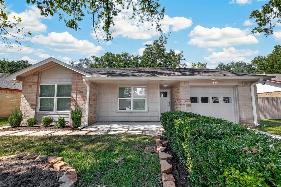 Property photo for 12415 Ridgelow Lane, Houston, TX