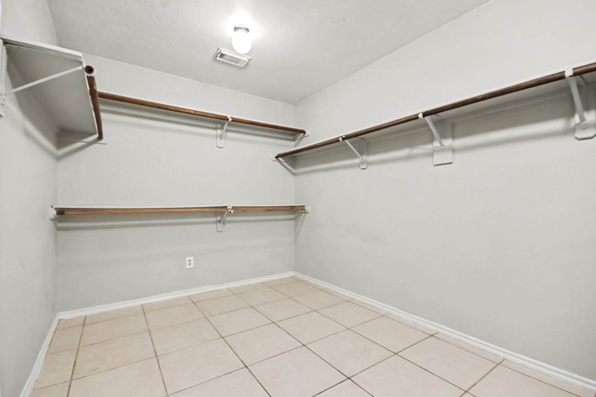 2604 Briarglen Drive, Pearland, TX 77581 2604 Briarglen Drive, Pearland, TX 77581