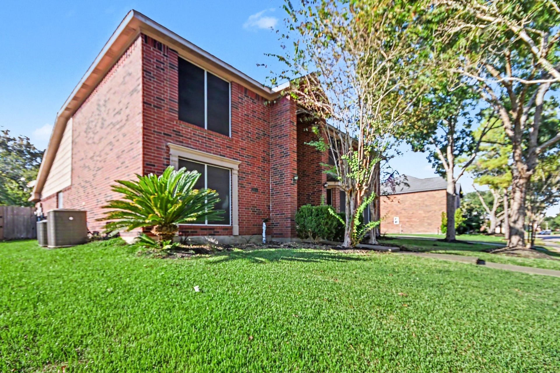 2604 Briarglen Drive, Pearland, TX 77581 2604 Briarglen Drive, Pearland, TX 77581