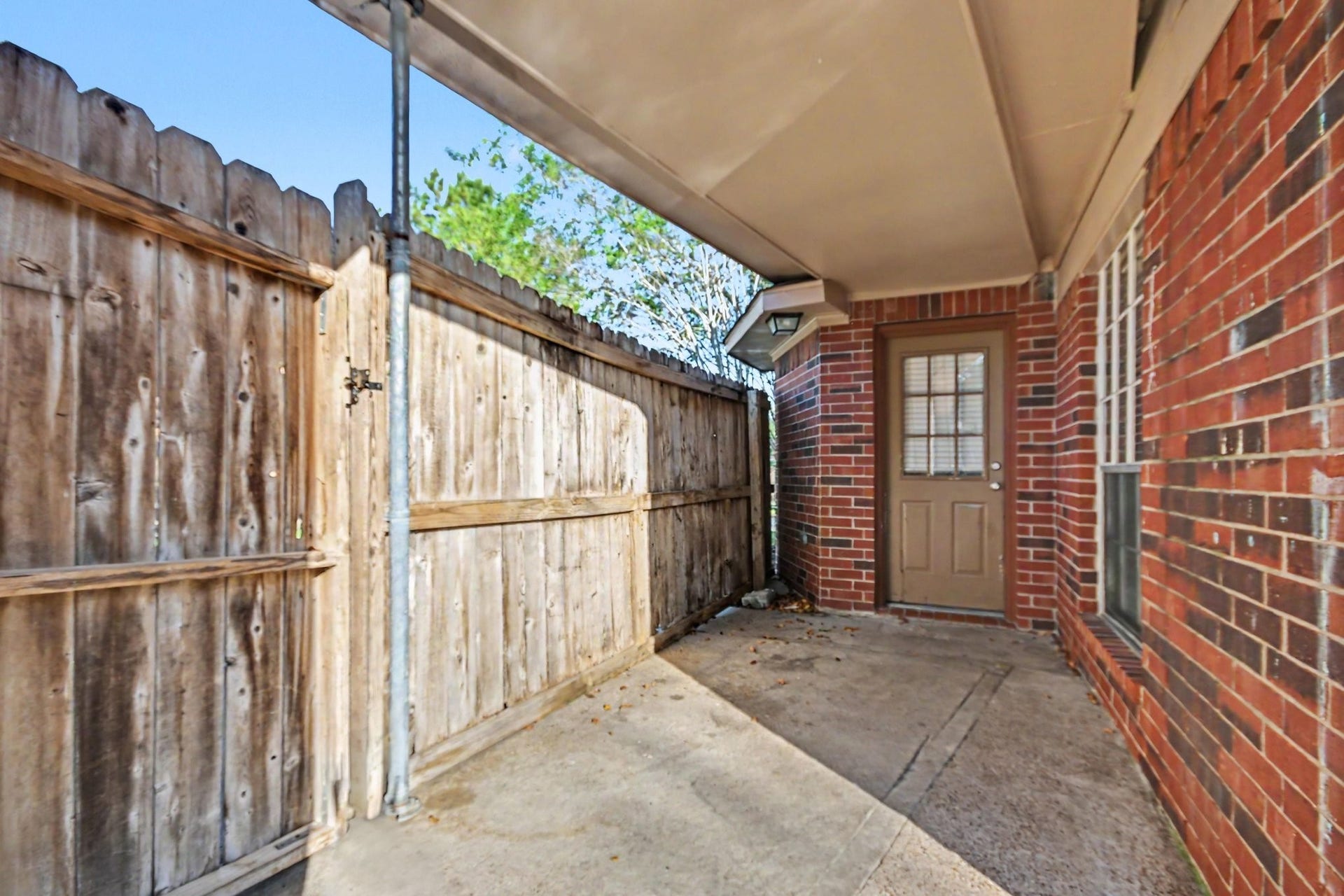 2604 Briarglen Drive, Pearland, TX 77581 2604 Briarglen Drive, Pearland, TX 77581