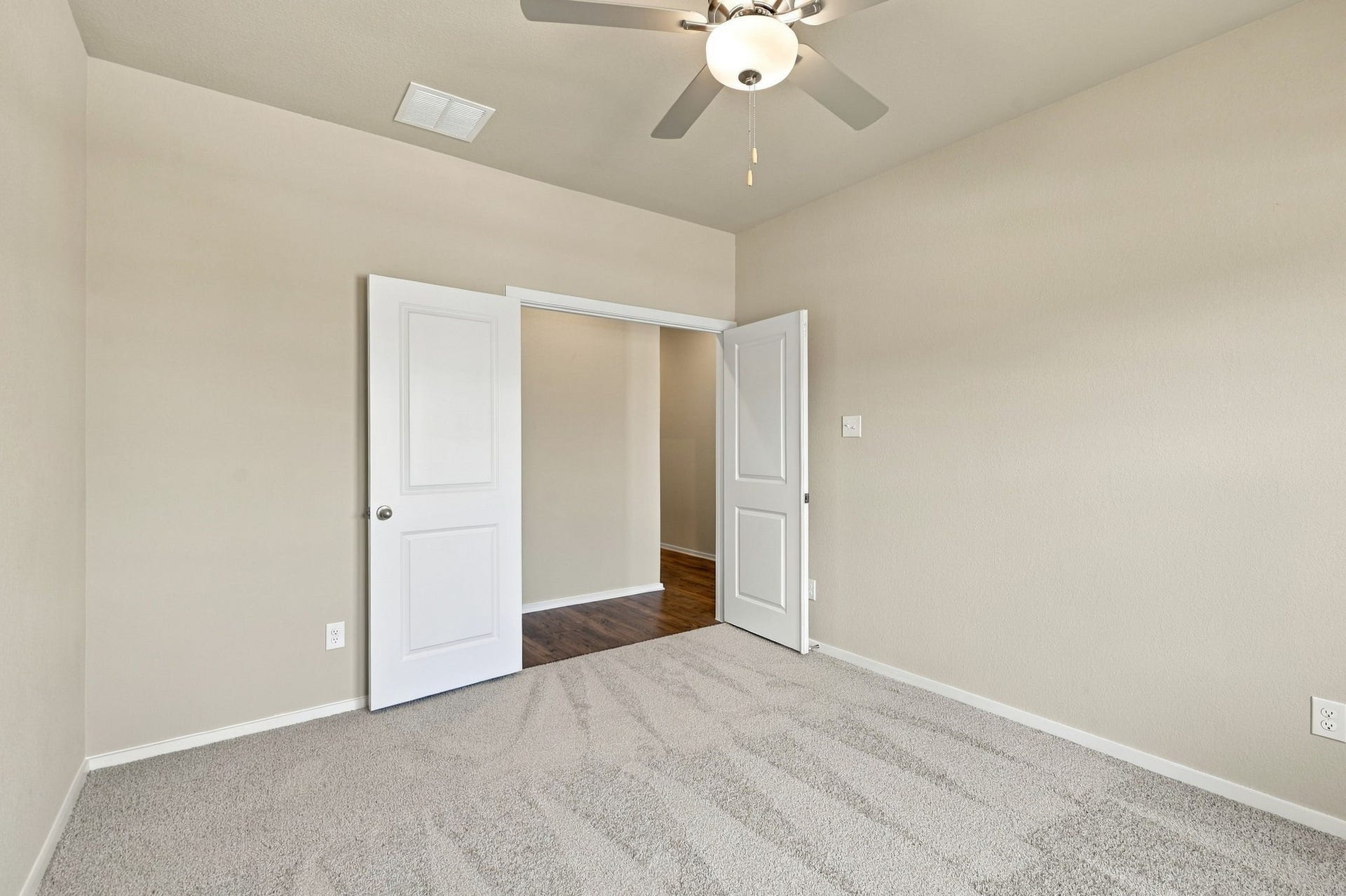 19043 Cetara Villa Drive, Hockley, TX 77447