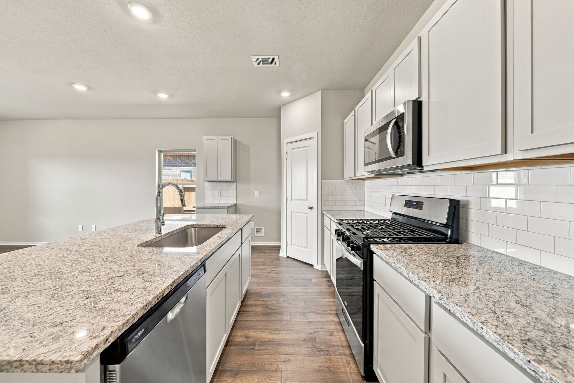 19043 Cetara Villa Drive, Hockley, TX 77447