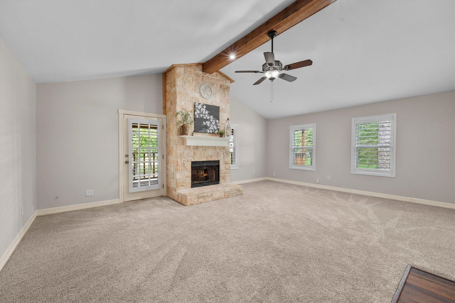 7119 Poole Road, Spring, TX 77379 The upstairs living area is the ultimate gathering spacean inviting place for movie nights, lively conversation, and relaxing together. Imagine friends and family settling in right here.