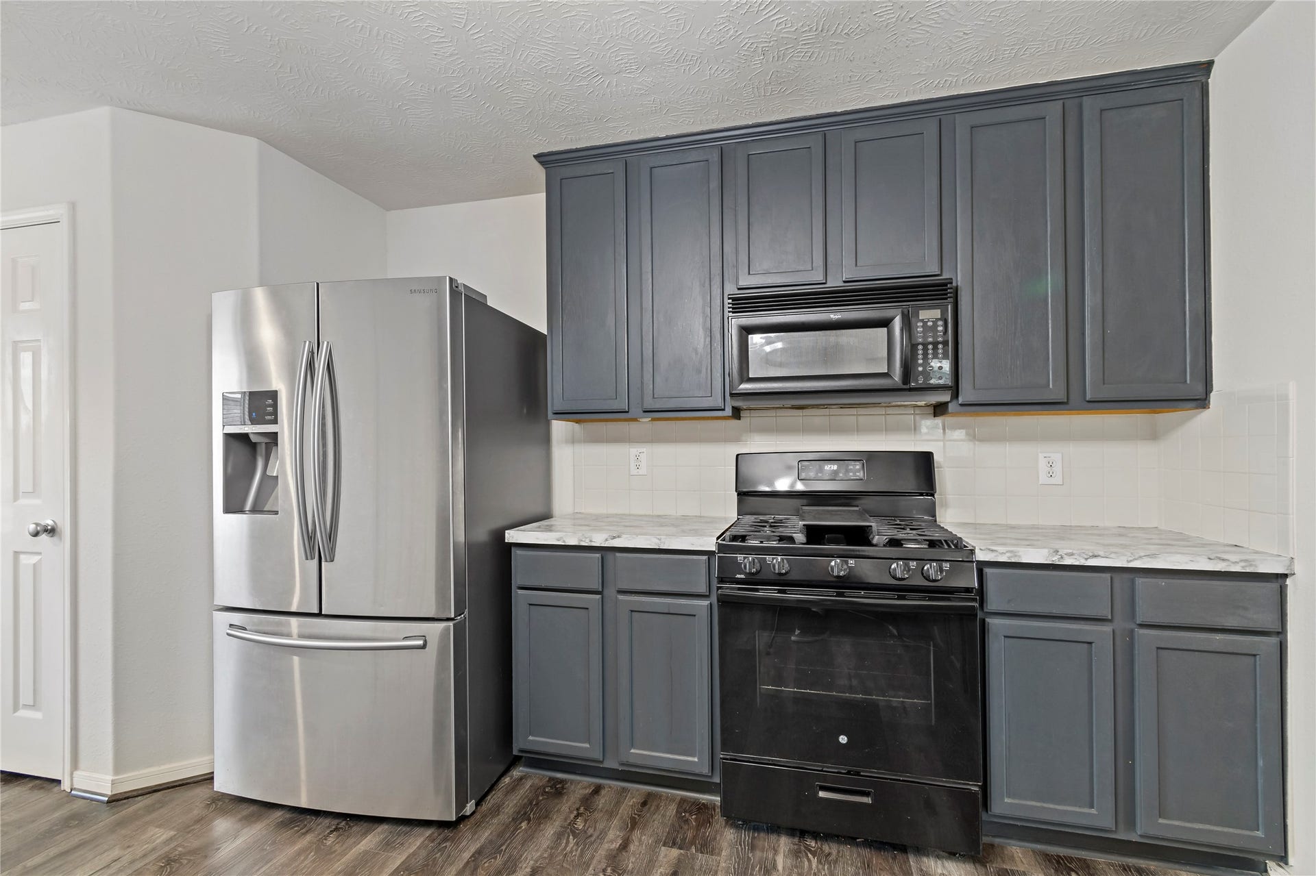 3419 Cypress Village Drive, Pearland, TX 77584 3419 Cypress Village Drive, Pearland, TX 77584