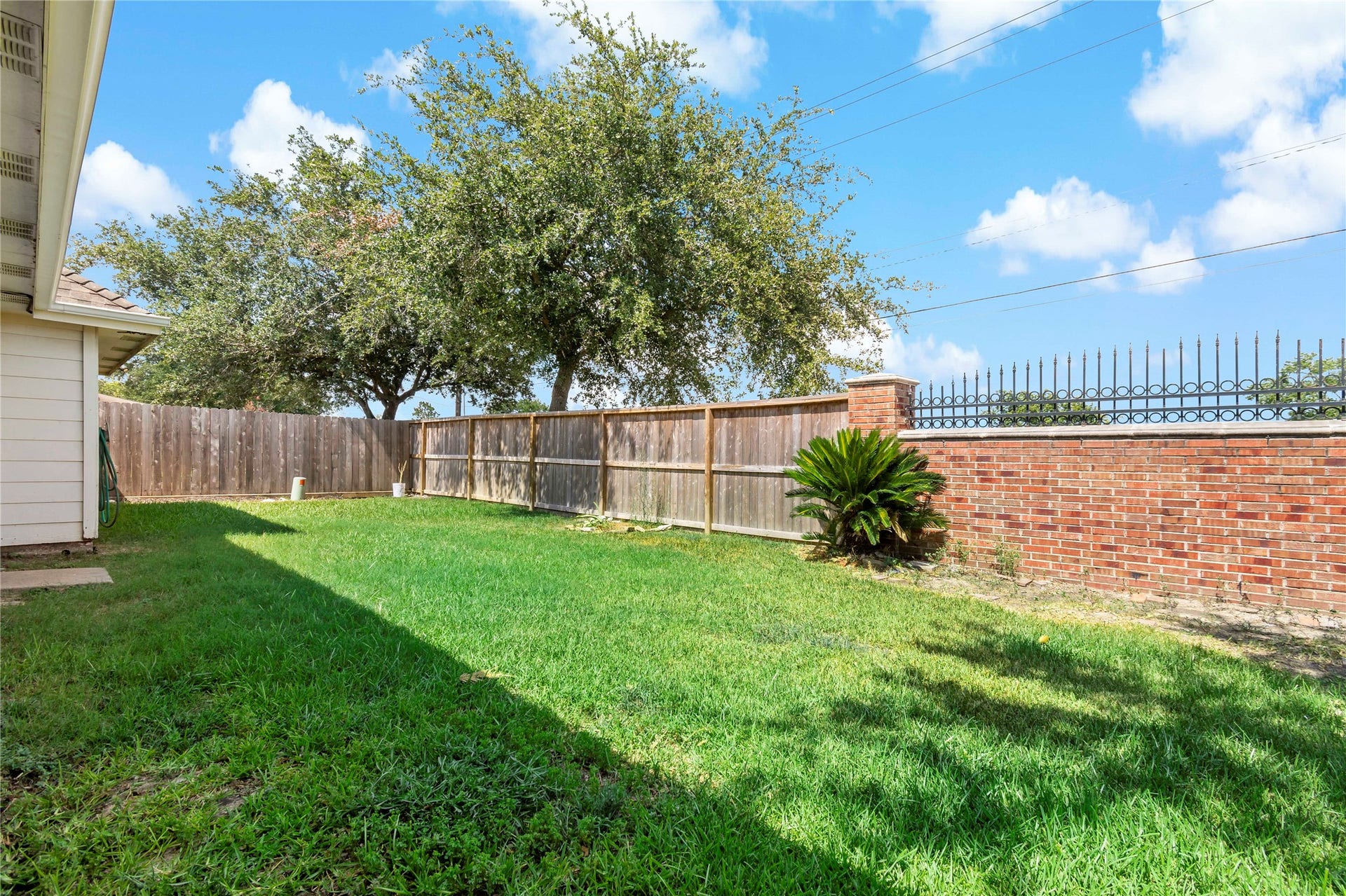 3419 Cypress Village Drive, Pearland, TX 77584 3419 Cypress Village Drive, Pearland, TX 77584