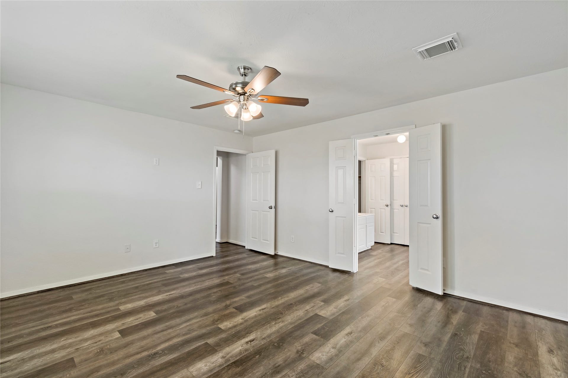 3419 Cypress Village Drive, Pearland, TX 77584 3419 Cypress Village Drive, Pearland, TX 77584