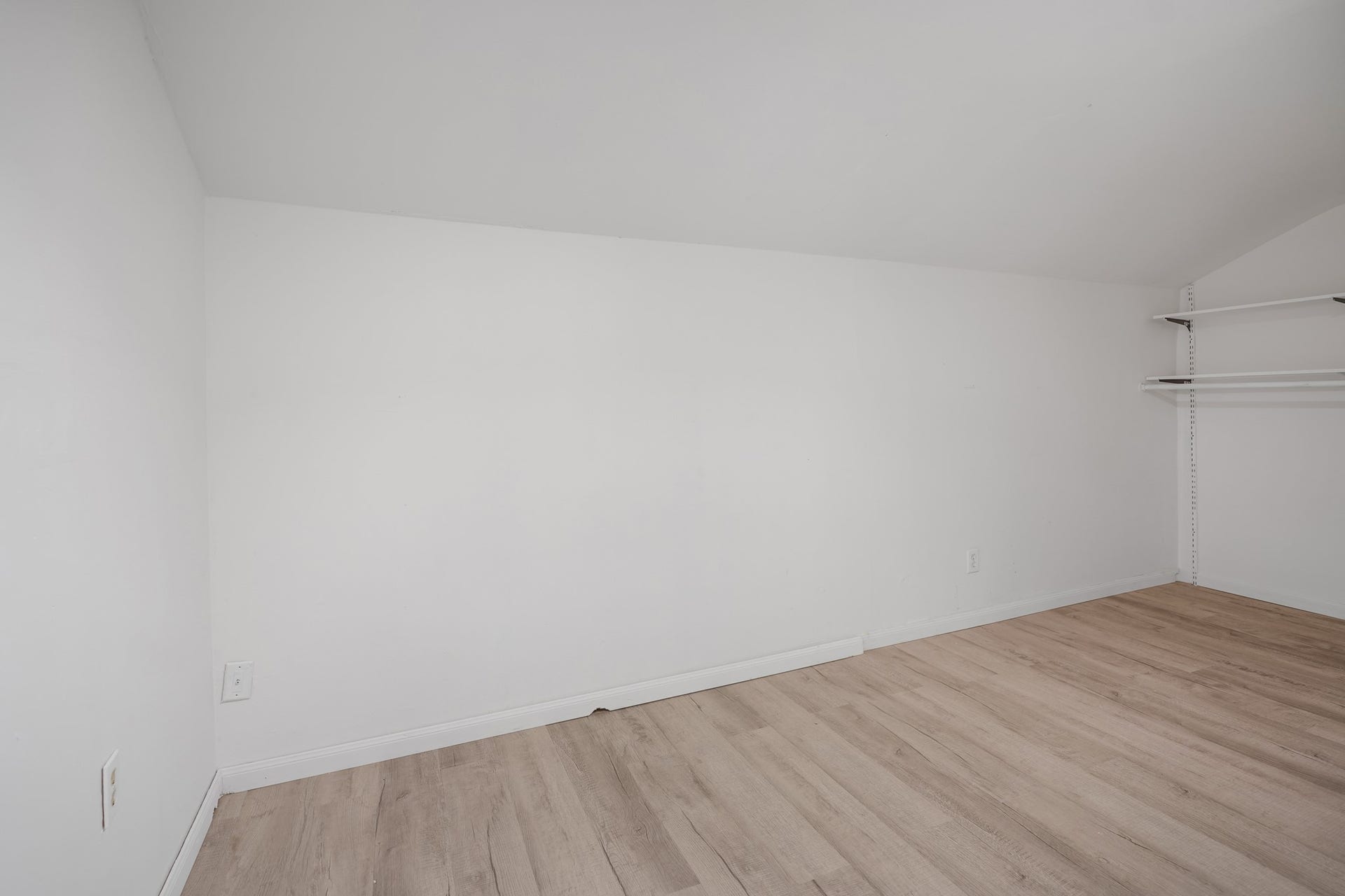 2102 Oak Shores Drive, Houston, TX 77339 Upstairs apartment- bedroom area.