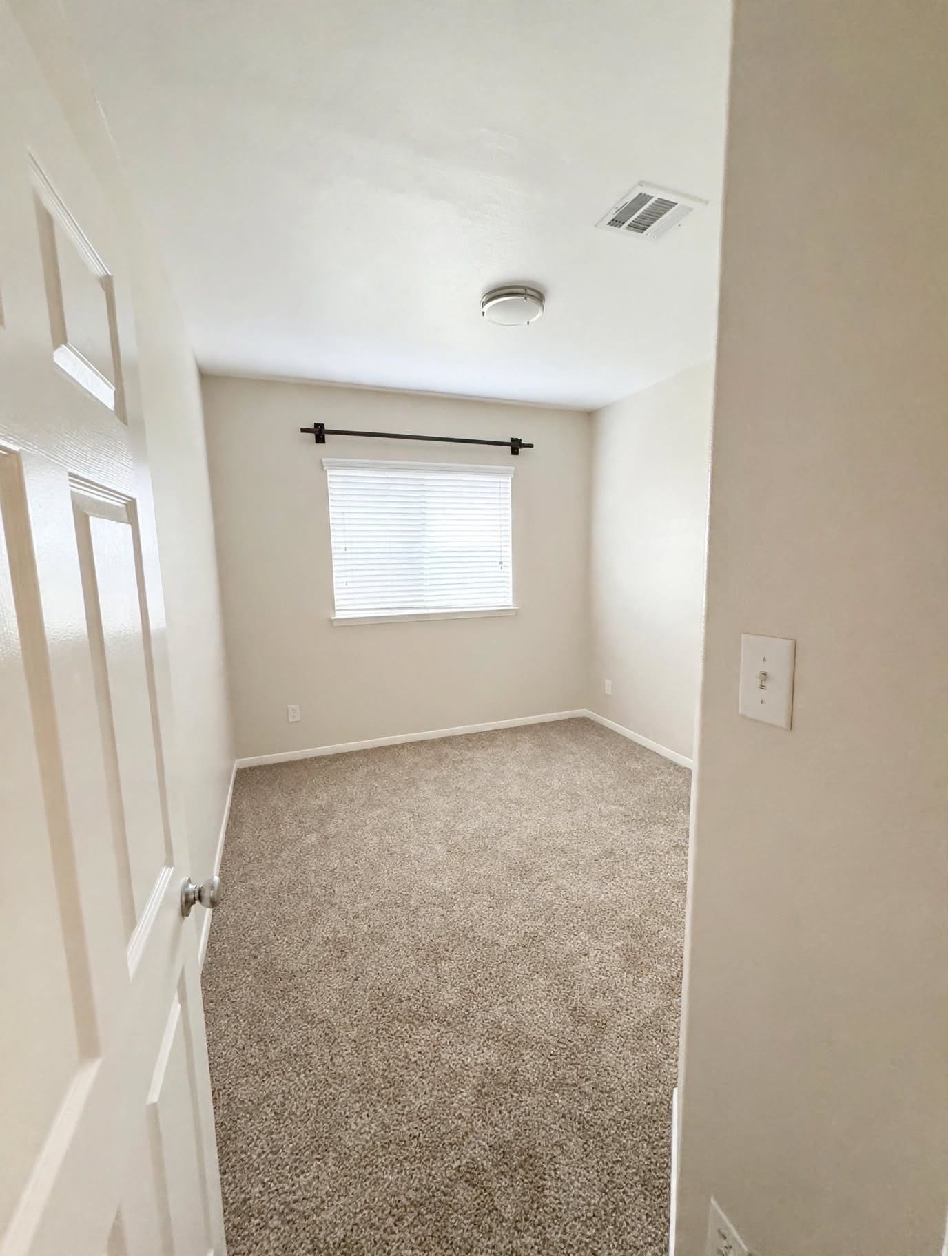 303 Lake Line Drive, Alvin, TX 77511 303 Lake Line Drive, Alvin, TX 77511