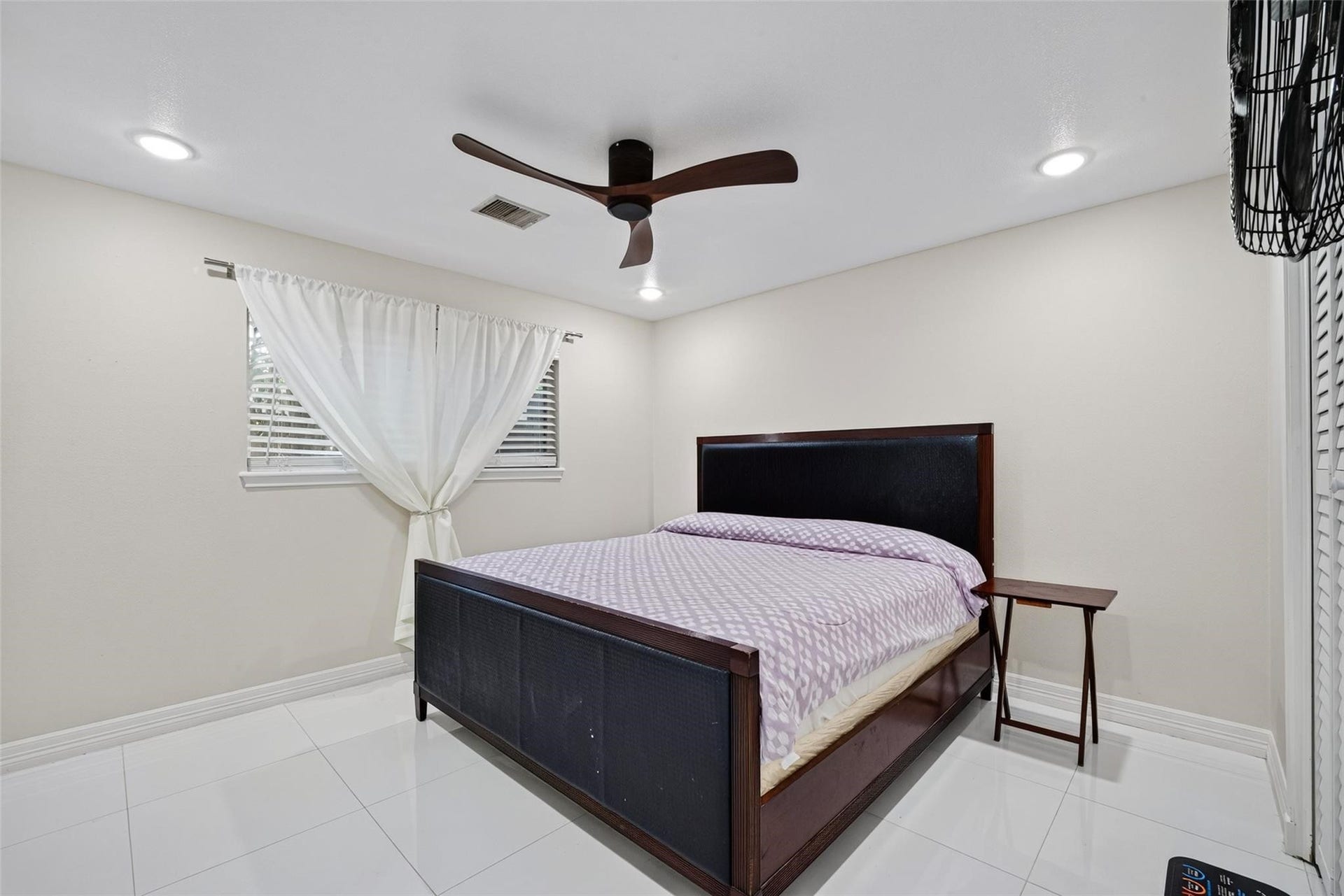 104 Burgundy Lane, League City, TX 77573 104 Burgundy Lane, League City, TX 77573