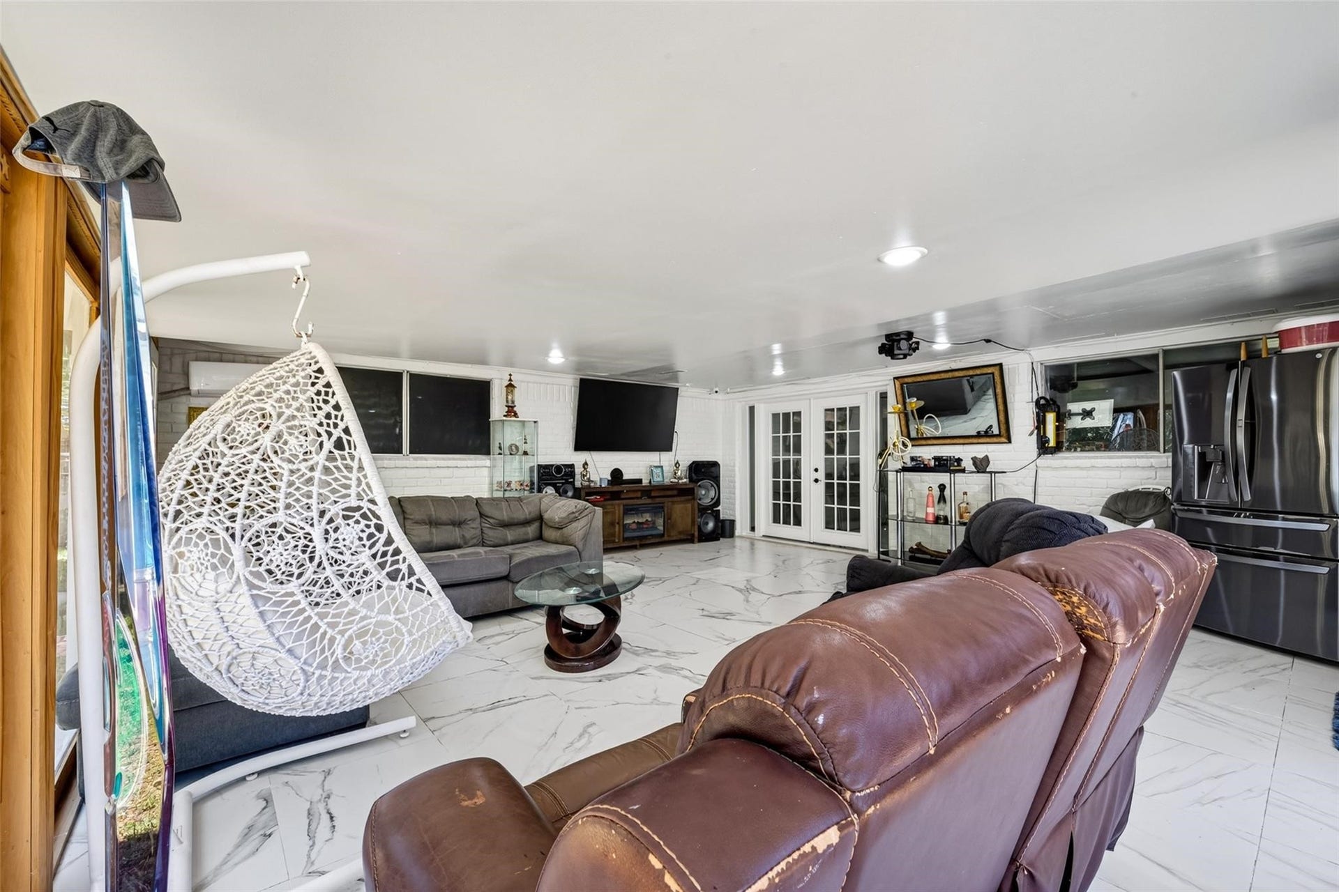 104 Burgundy Lane, League City, TX 77573 104 Burgundy Lane, League City, TX 77573