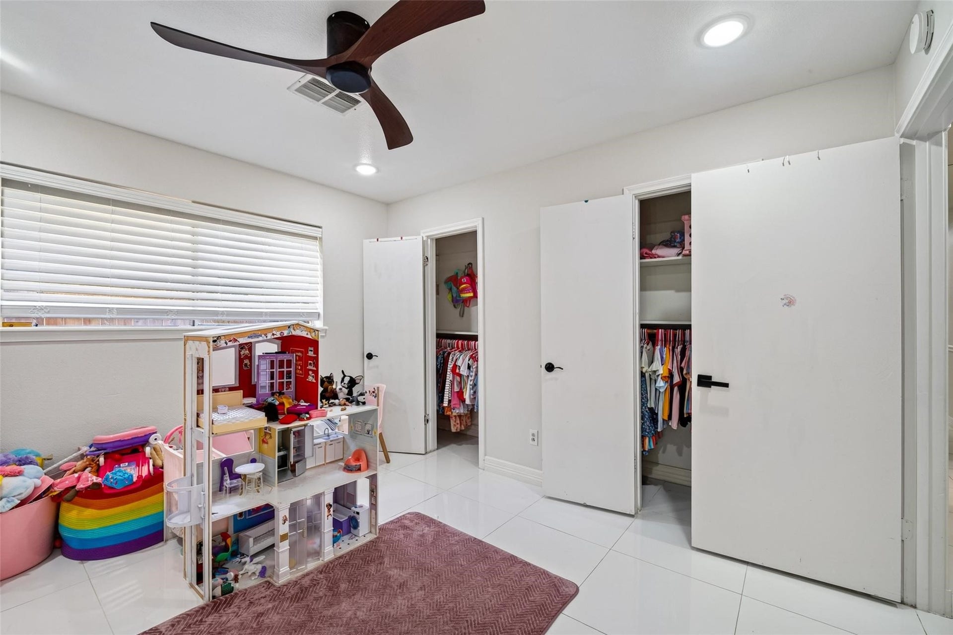 104 Burgundy Lane, League City, TX 77573 104 Burgundy Lane, League City, TX 77573