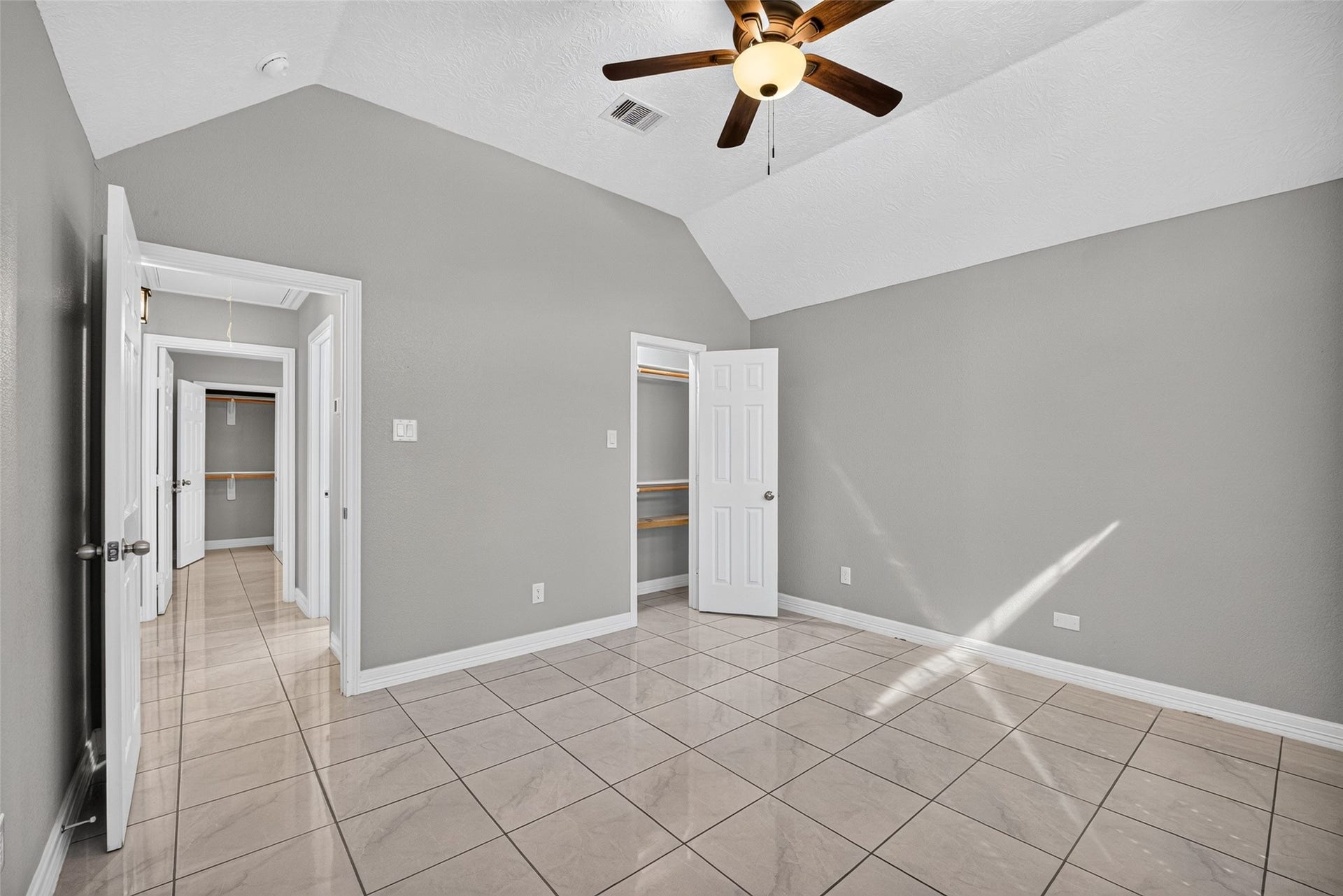 803 Avenue K, South Houston, TX 77587 803 Avenue K, South Houston, TX 77587